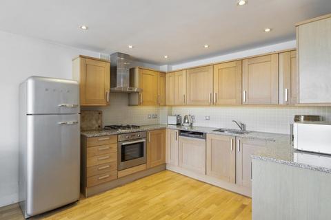 2 bedroom apartment to rent, Galaxy House, London EC2A