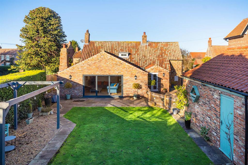 Rear Elevation & Garage