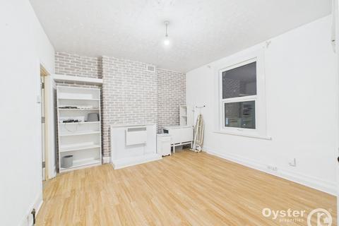 undefined, Bruce Grove, London, N17