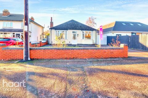 3 bedroom bungalow for sale, Stanley Drive, Leicester