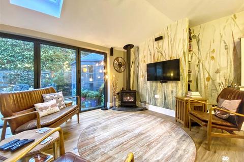 4 bedroom detached house for sale, Parc Thomas, Carmarthen