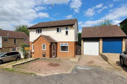 undefined, Crestwood Gardens, Goldenash, Northampton NN3