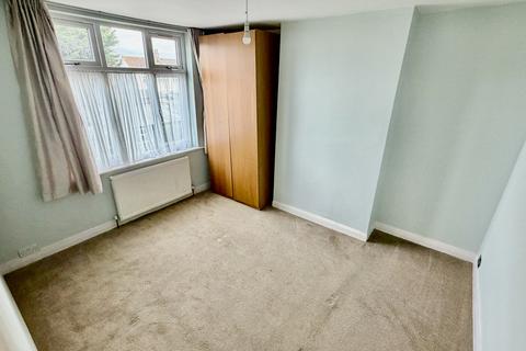 3 bedroom end of terrace house to rent, Sheringham Drive, Barking IG11