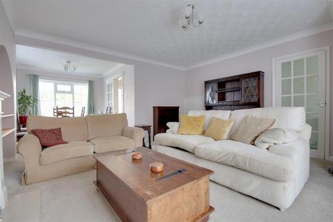 undefined, Sutton Place, Brockenhurst