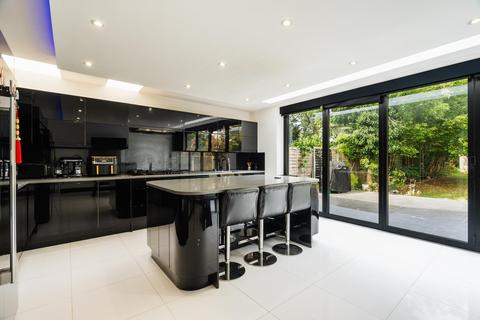 undefined, Bathurst Walk, Iver, SL0
