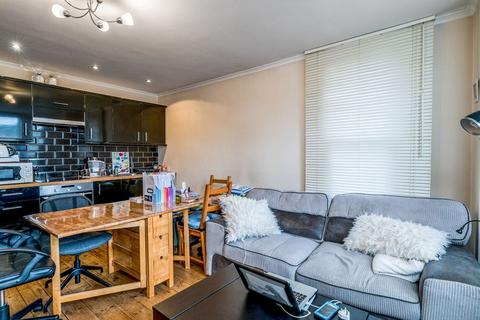 undefined, London Court, 151-153 London Road, High Wycombe, HP11