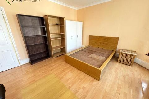 undefined, London N17