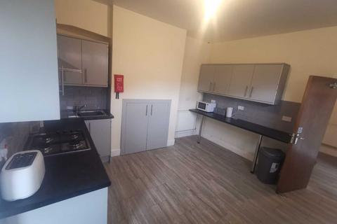 undefined, 2X Rooms Available, Showell Green Lane, Sparkhill, B11