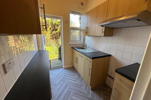 1 bedroom flat to rent, Bower Lane, Maidstone ME16