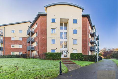 2 bedroom flat to rent, Longhorn Avenue, Gloucester GL1