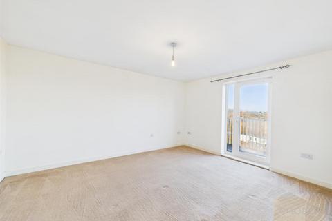 2 bedroom flat to rent, Longhorn Avenue, Gloucester GL1