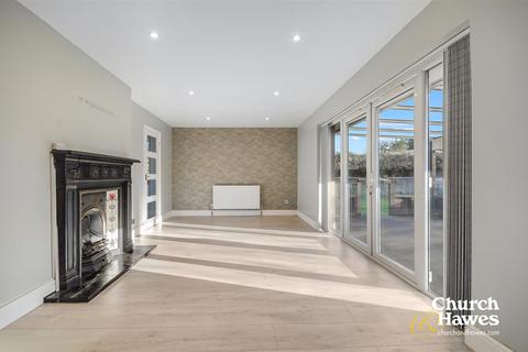 undefined, Mayland Green, Mayland