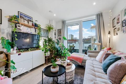 2 bedroom apartment for sale, Corsican Square, London, E3