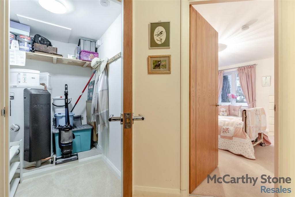 8672483-interior05.jpg