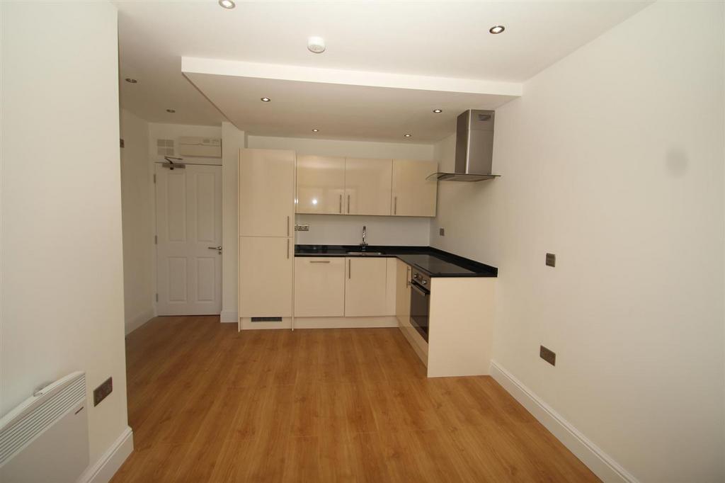 Living/kitchen area