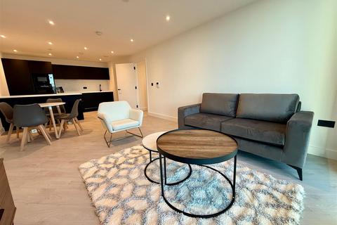 2 bedroom apartment to rent, Trinity Way, Manchester