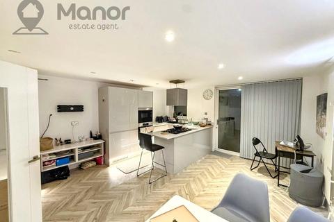 Star House, Snowshill Road, Manor Park, E12 6BF