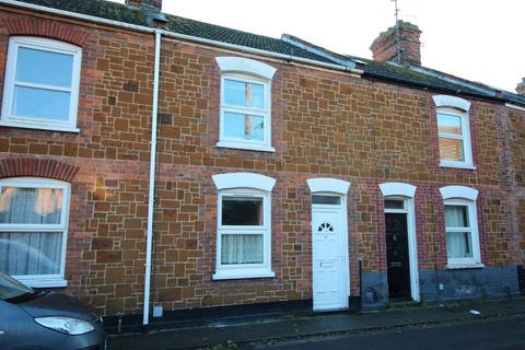 3 bedroom terraced house to rent, Carmelite Terrace, King's Lynn, PE30