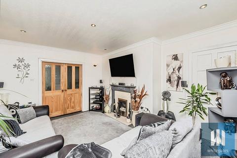 3 bedroom semi-detached house for sale, Ochrewell Avenue, Bradley, Huddersfield, West Yorkshire, HD2