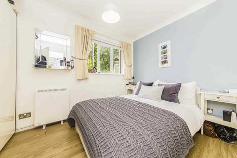 1 bedroom flat to rent, Hillbury Road, London SW17