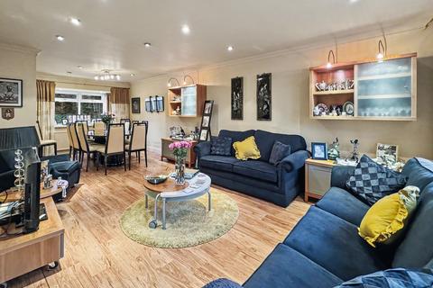 undefined, Ten Acre Drive, Whitefield, M45