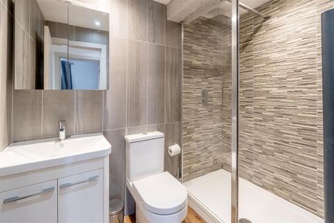 2 bedroom apartment to rent, Vauxhall Street, Plymouth