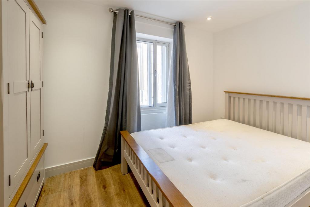 Bedroom 2.jpg
