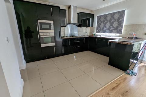 undefined, Fairdale Gardens, Hayes, Middlesex, UB3 3JA