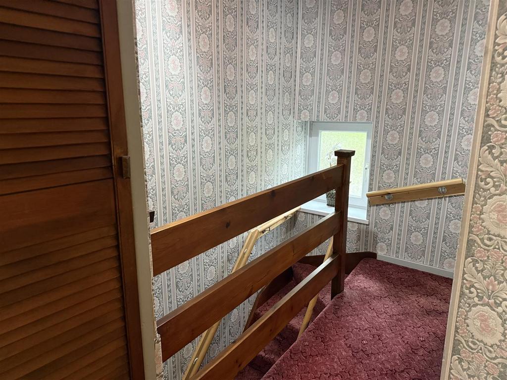 First floor landing