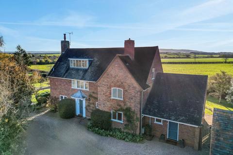 4 bedroom detached house for sale, Chevington Mead & Potential Building Plot, Drakes Broughton, Pershore, Worcestershire WR10