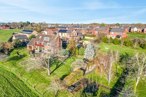 4 bedroom detached house for sale, Chevington Mead & Potential Building Plot, Drakes Broughton, Pershore, Worcestershire WR10