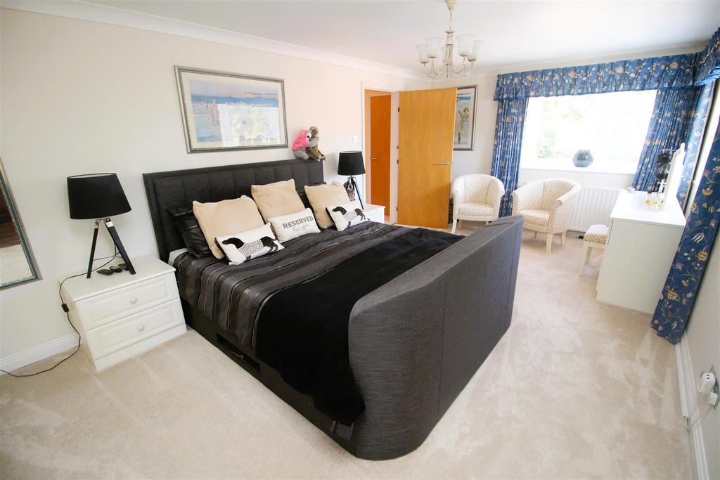 Bed 1 .JPG