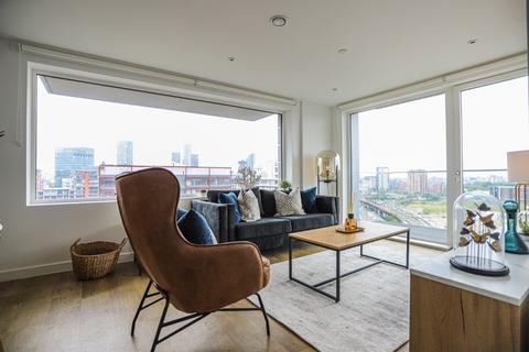 2 bedroom apartment to rent, The Filaments, Salford Salford M3