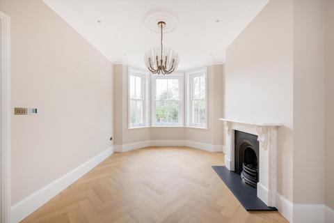 undefined, Branch Hill, London, NW3