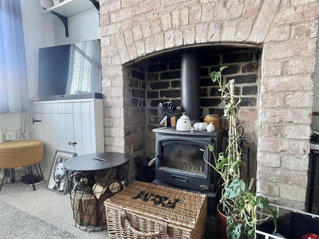 Log burner