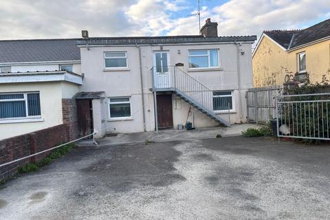 Mixed use for sale, Market Square , Llanybydder , Carmarthenshire, SA40