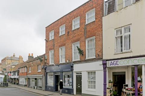 Retail property (high street) to rent, 52-52A High St Windsor SL4 6BL