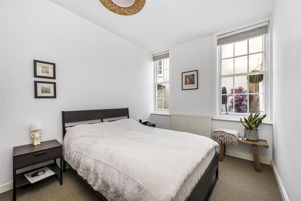 48 b brunswick square (15).jpg