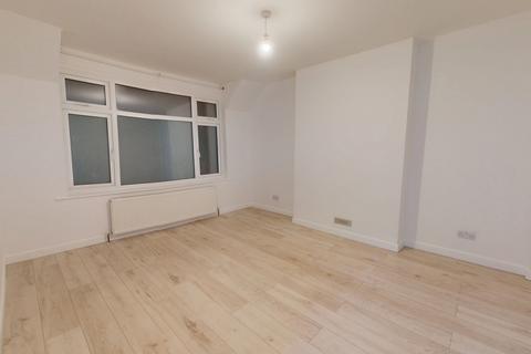 undefined, London Road, Thornton Heath CR7