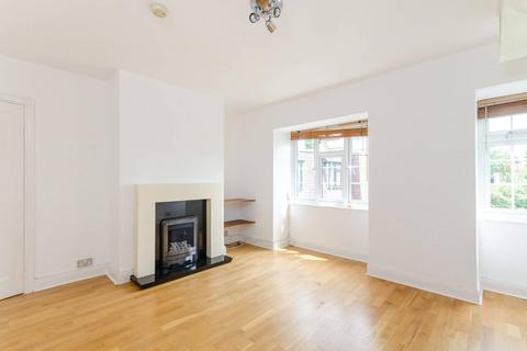 undefined, Surbiton Crescent, Kingston, Kingston upon Thames, KT1