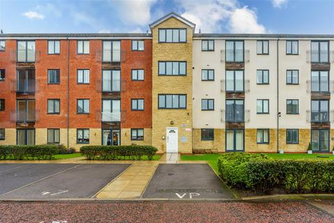 2 bedroom apartment to rent, St. Michael's Vale, Hebburn, NE31