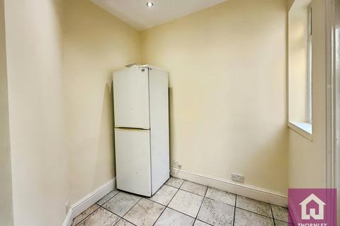 3 bedroom semi-detached house to rent, Highfield Drive, Monton, Manchester, Greater Manchester, M30