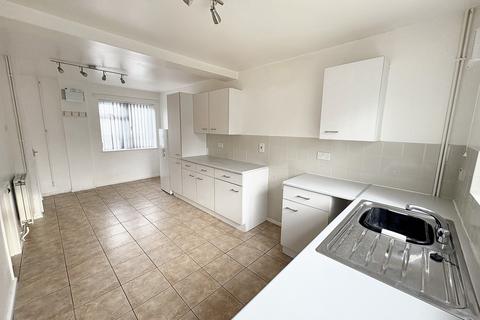 3 bedroom terraced house for sale, Bovington