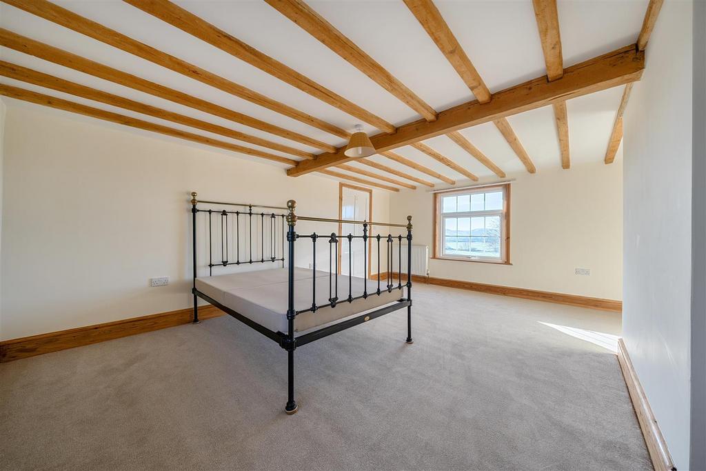 Bed 2 window.jpg
