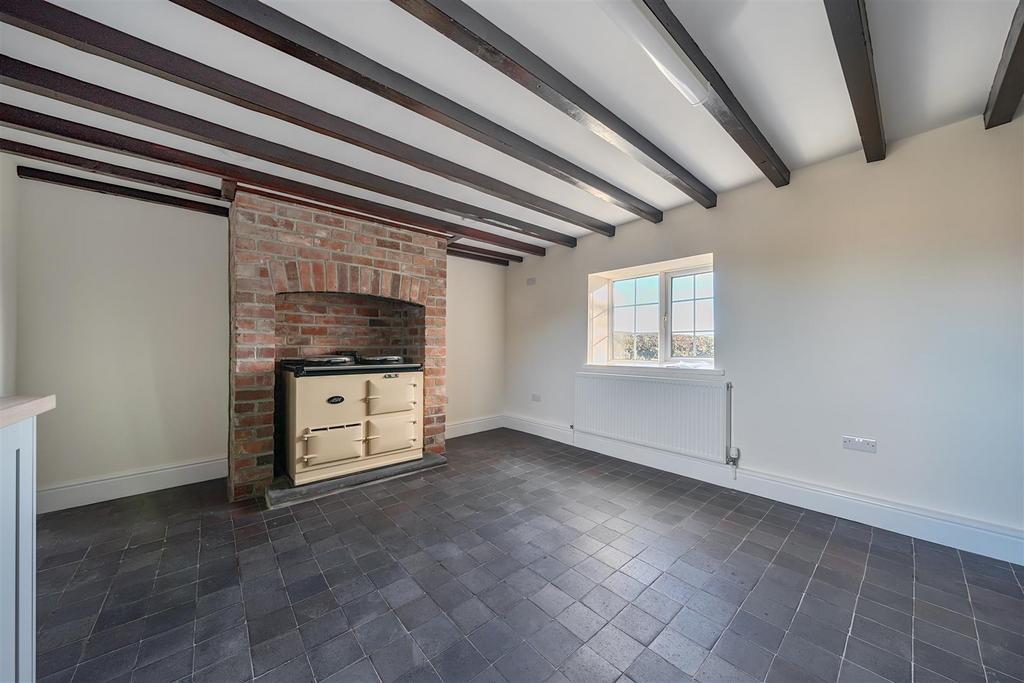 Dining Room.jpg