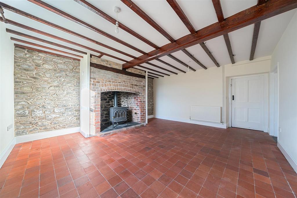 Living Room.jpg
