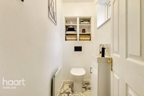 2 bedroom end of terrace house for sale, Long Banks, Harlow