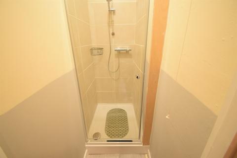 1 bedroom flat to rent, Penarth Road, Cardiff