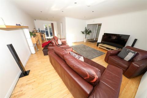undefined, Cedar Drive, Glenrothes