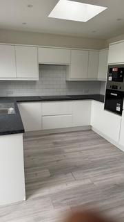 undefined, Ridgeview Close, Barnet EN5